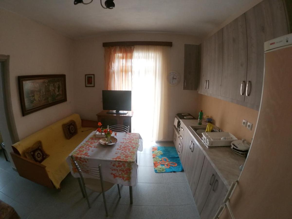 Central Condos Sarandë 외부 사진